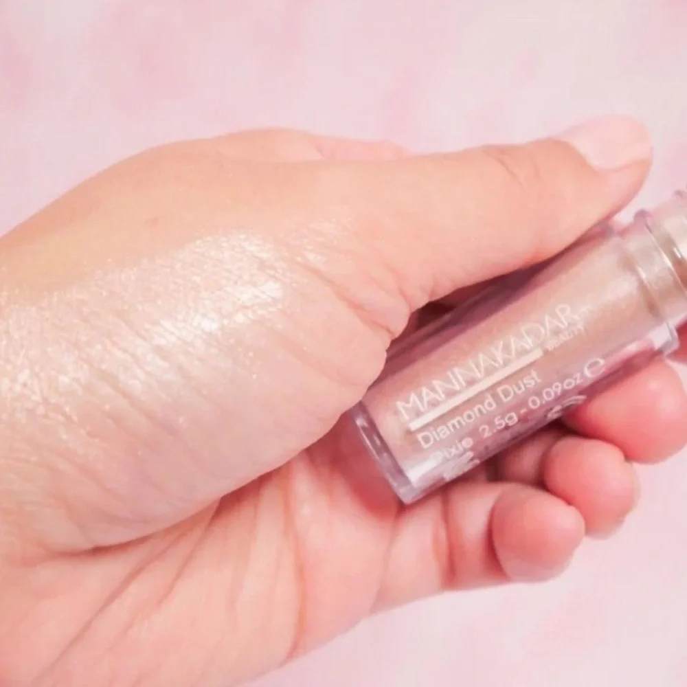💎 Manna Kadar Beauty Diamond Dust Roll-On Shimmer Eyeshadow in Pixie New In Box